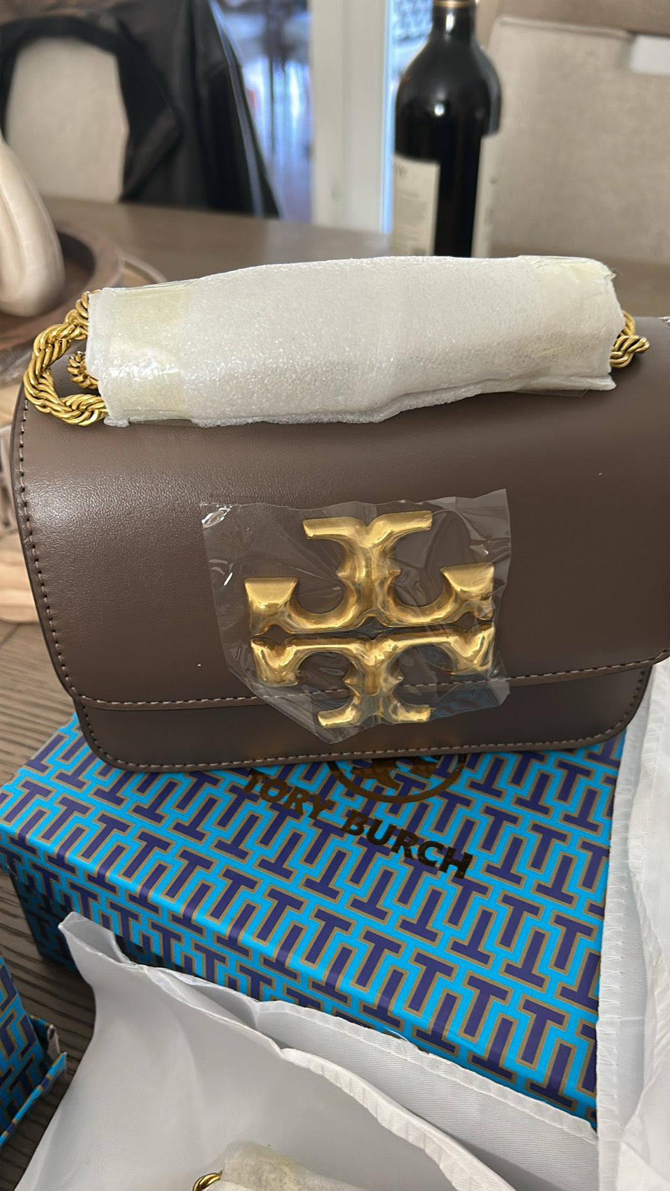 Chain leather bags