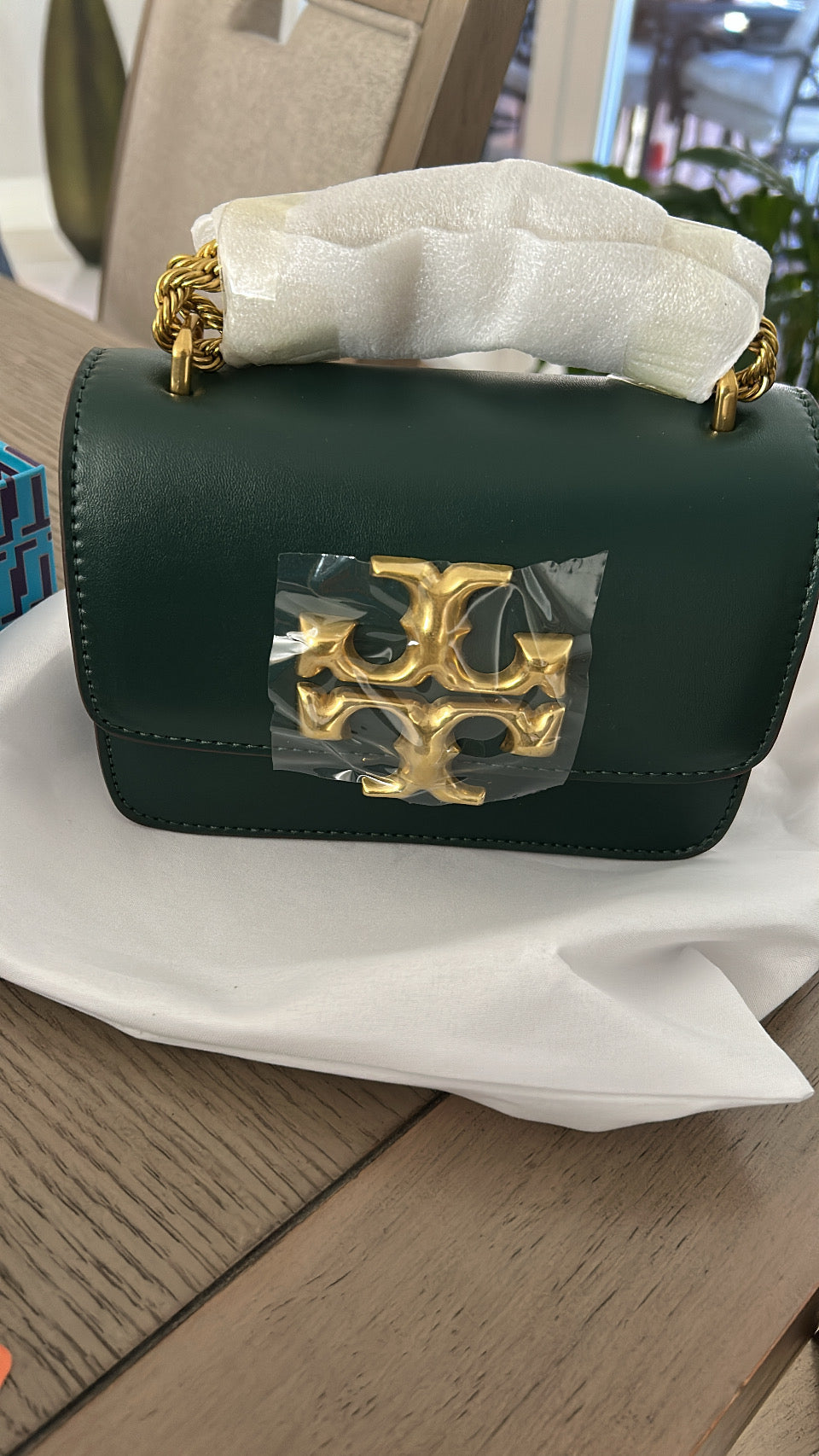 Chain leather bags