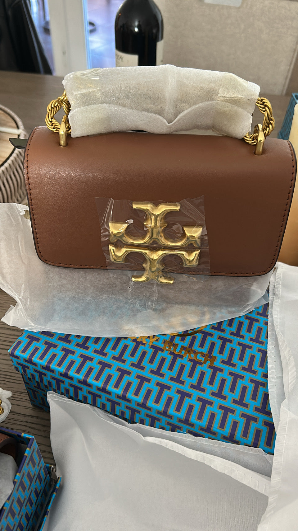 Chain leather bags