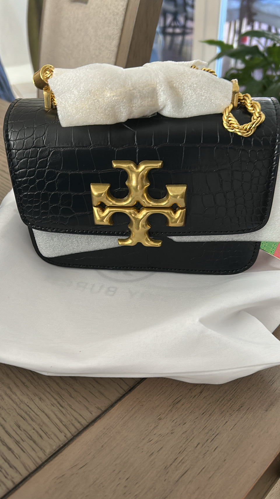Chain leather bags